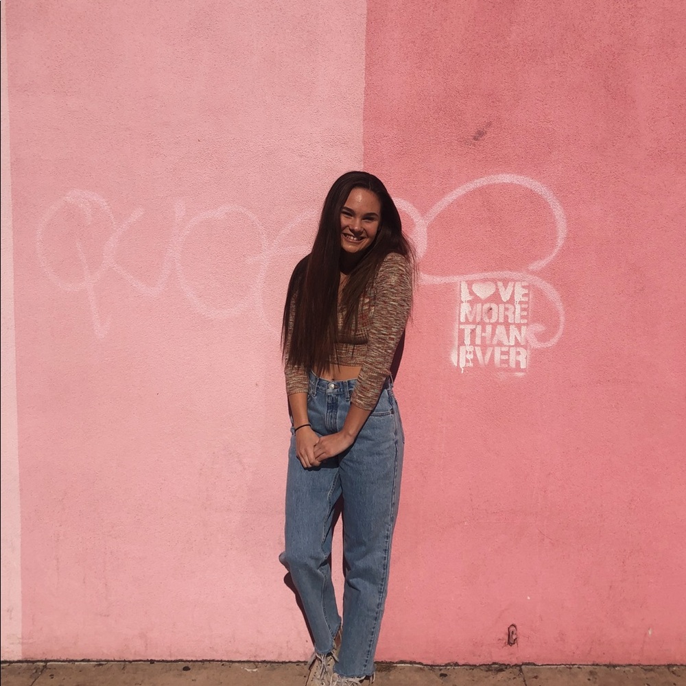 Meet your Posher, Carli